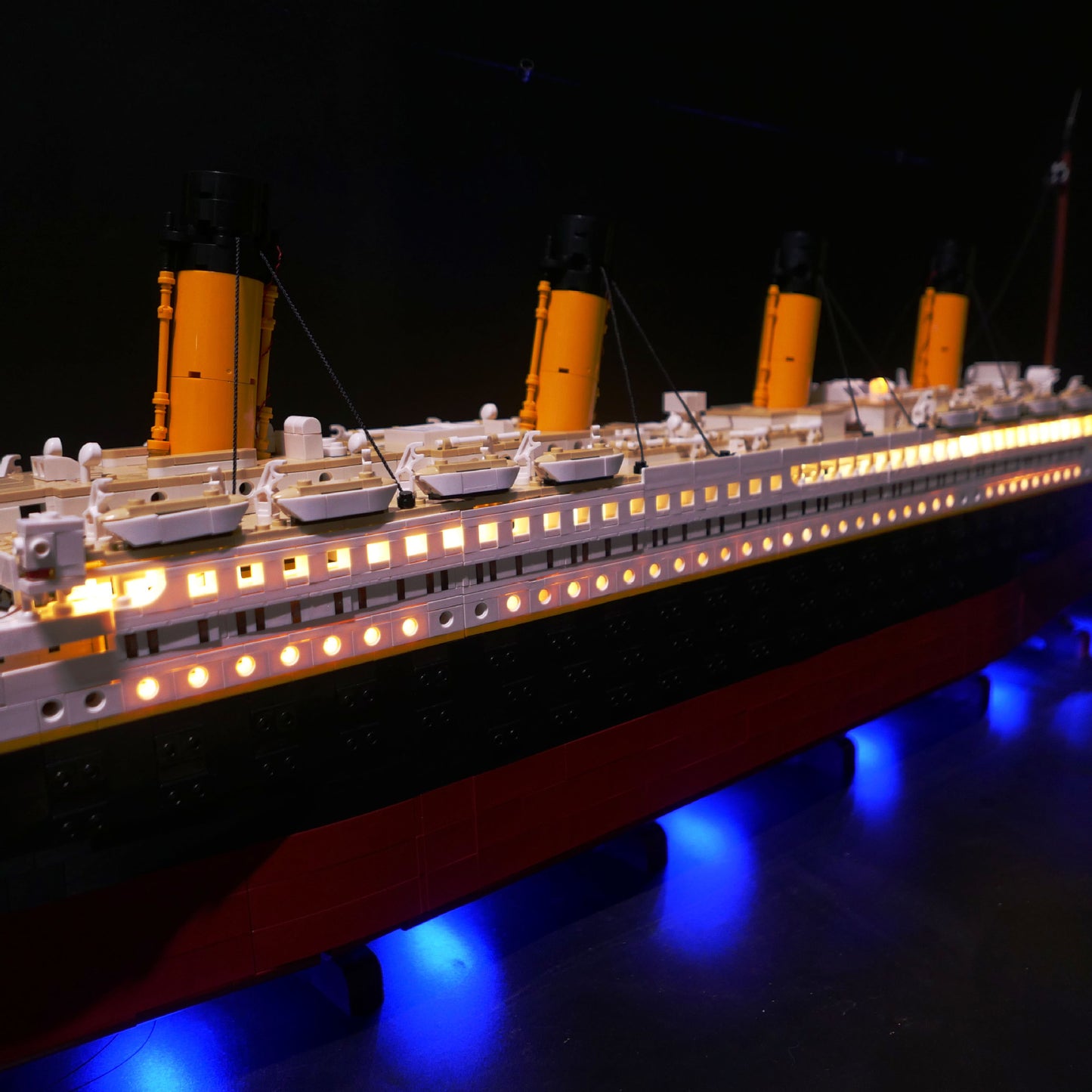 LED világítás LEGO 10294 Titanic hajó modellhez – DIY építőkészlet